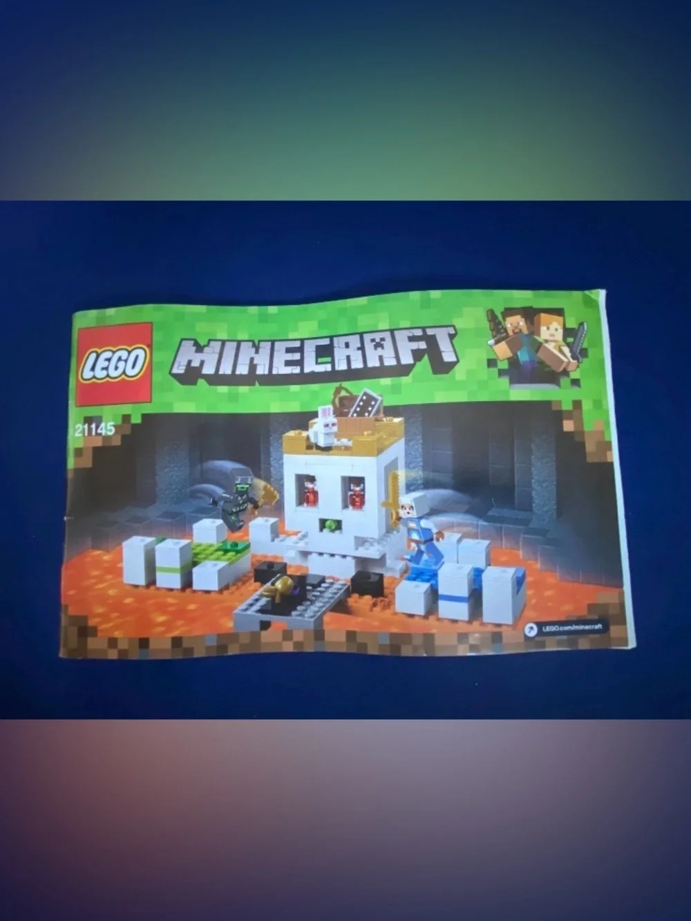 LEGO Minecraft The Skull Arena (#21145) - 100% Complete with Box & Manual